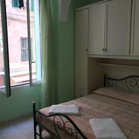 Lilly Appartement San Remo